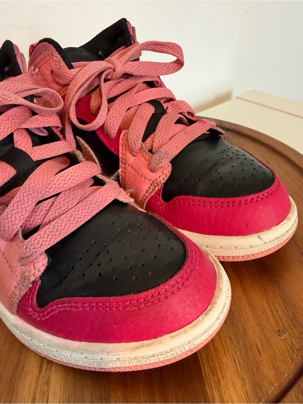 Nike Air Jordan 1 Mid Shoes Size 11C Pink Basketball Sneakers 640734-662 Child - Picture 10 of 10